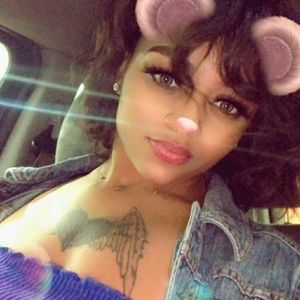 Meet your Posher, Nicki❤️